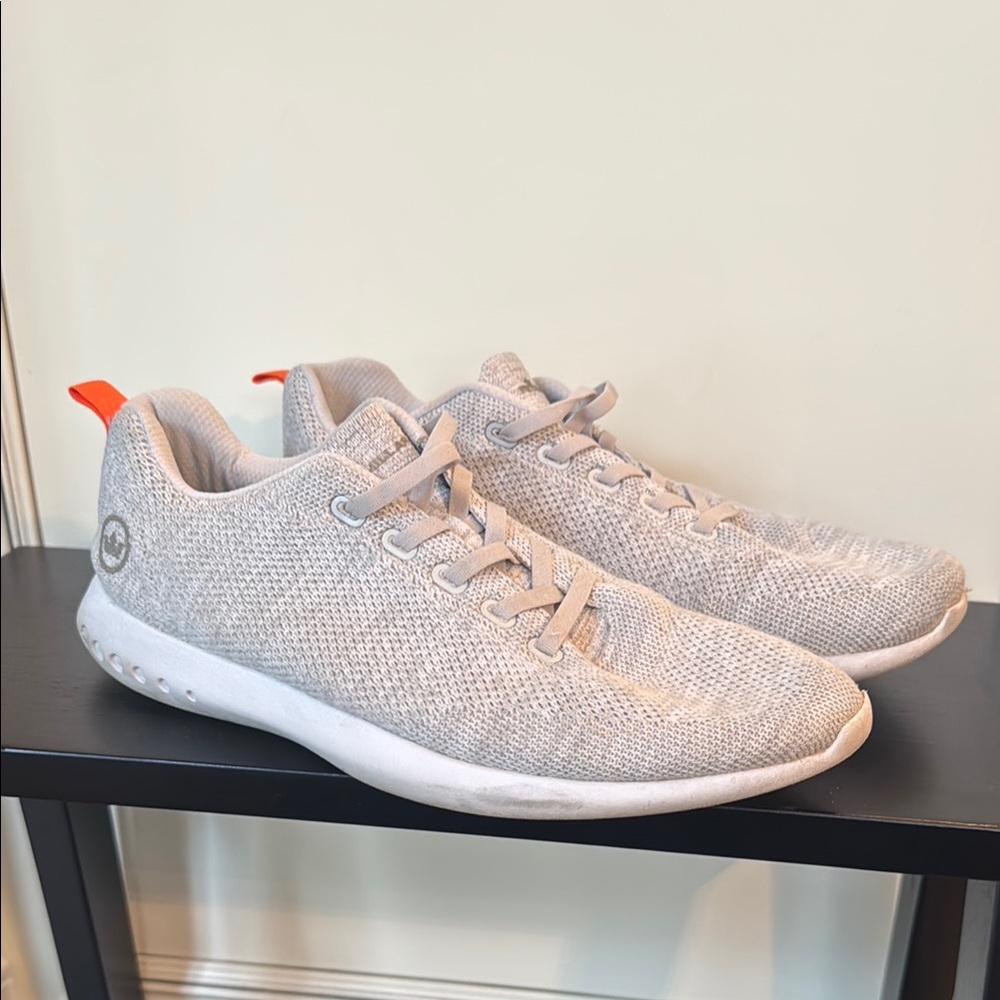 Peter Millar Men’s Light Gray Sneakers